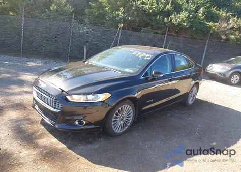 2013 Ford Fusion Hybrid Titanium from USA, damaged, VIN 3FA6P0RU6DR357447